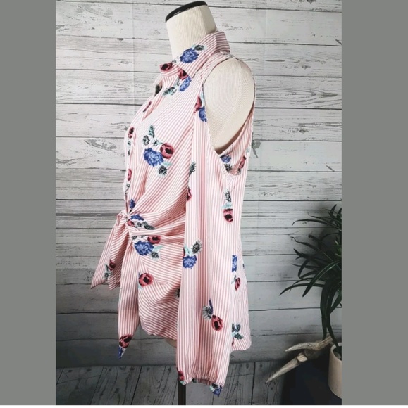 New Hint of Blush Tie Up Cold Shoulder Top Sz L - Picture 3 of 5